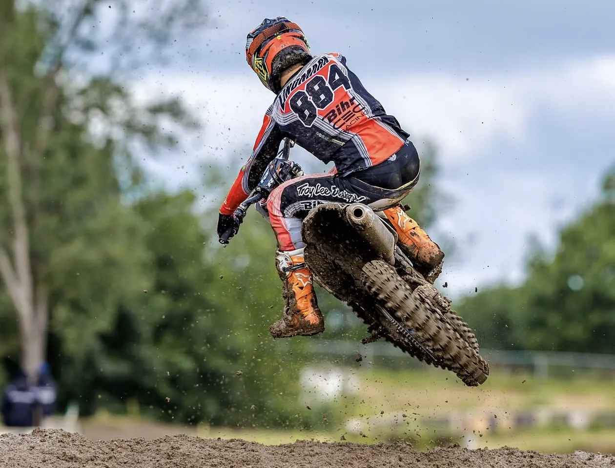 Rider #884 in action