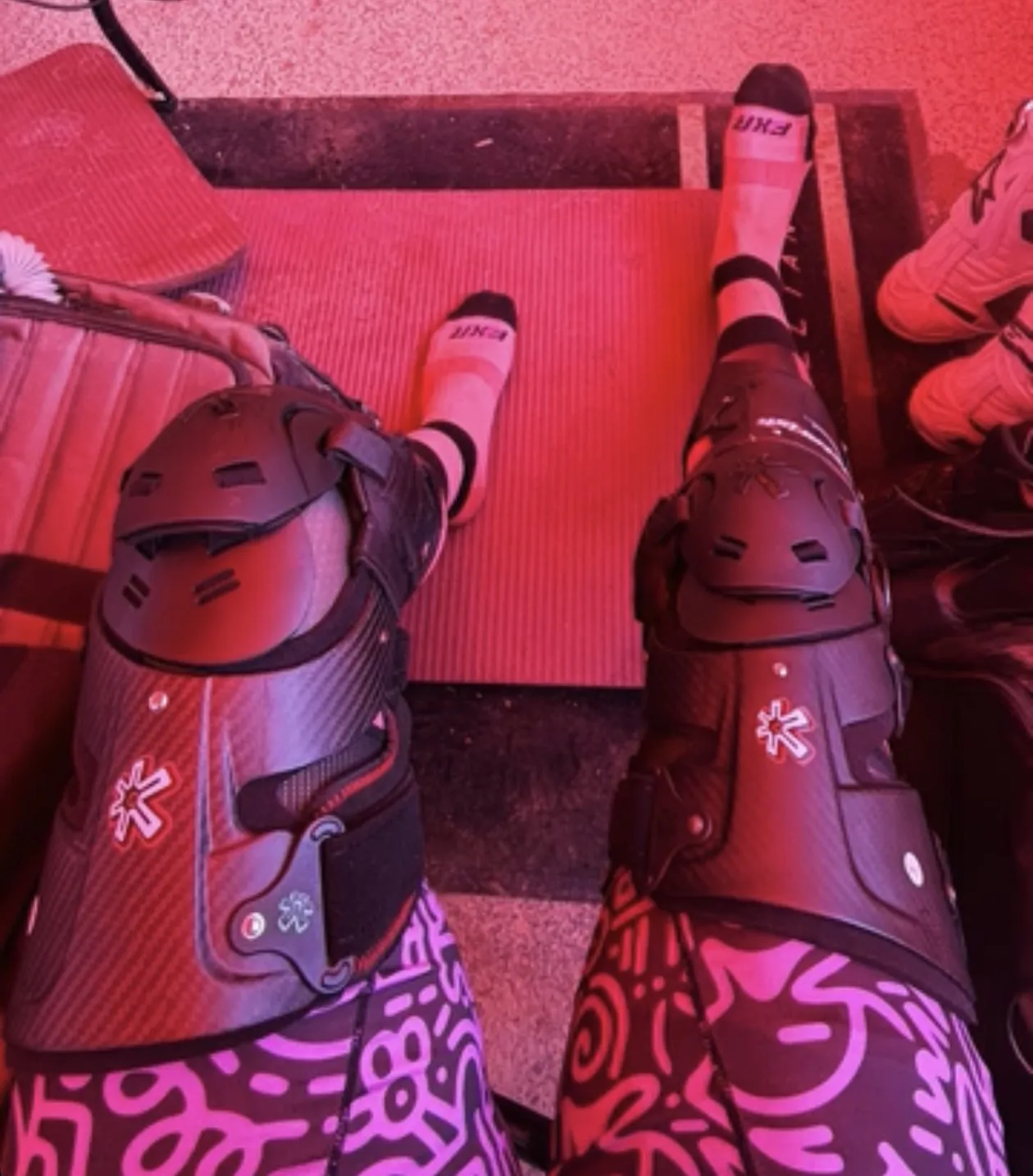Rider in Nested with knee braces